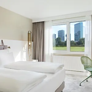 Austria Trend Bosei Viyana