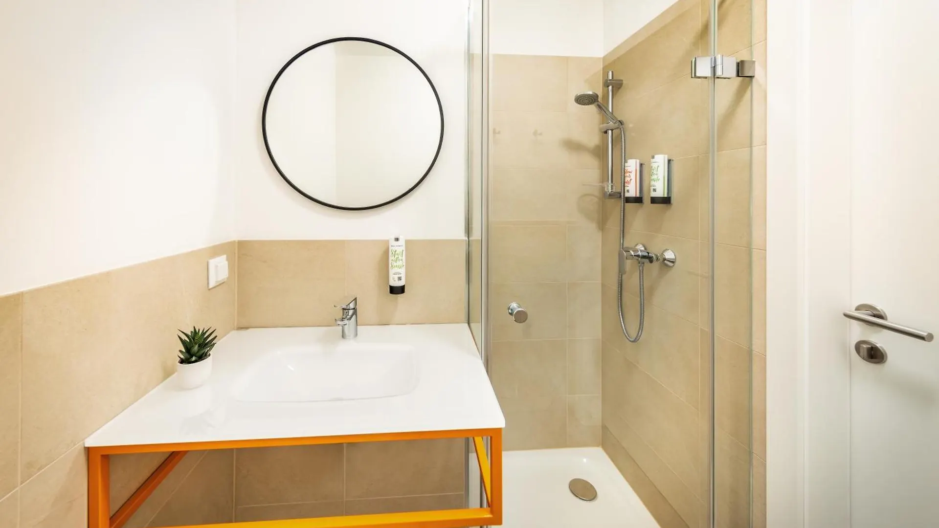 Lyf Schoenbrunn Vienna Hotel